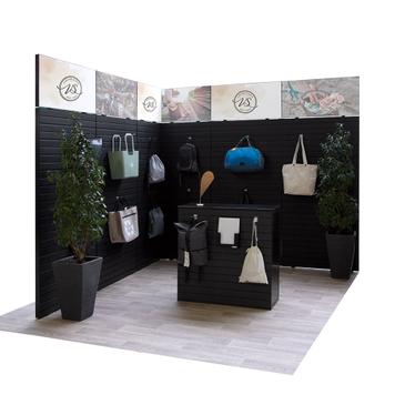 FlexiSlot®-Messestand „Style-Black“ 2.850 x 2.800 mm Eckstand