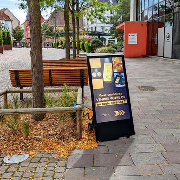 Digitaler Kundenstopper Outdoor III